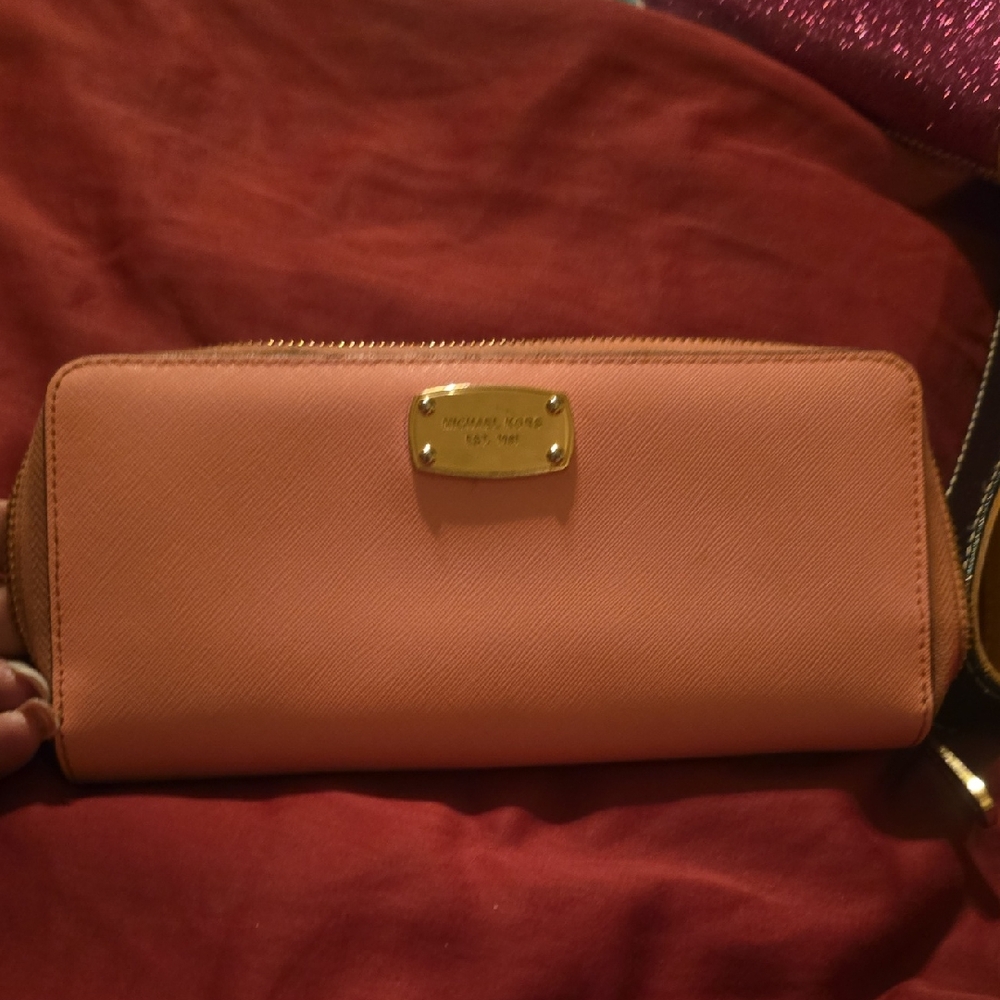 Michael Kors Orange Wallet Premium Leather Design